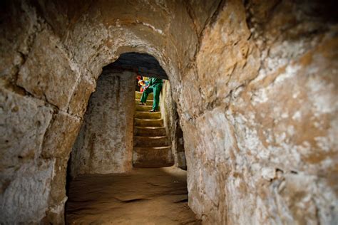 cu chi tunnels website.